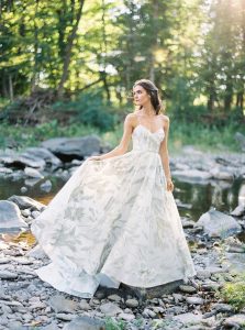 Making wedding days memorable with perfect outfits